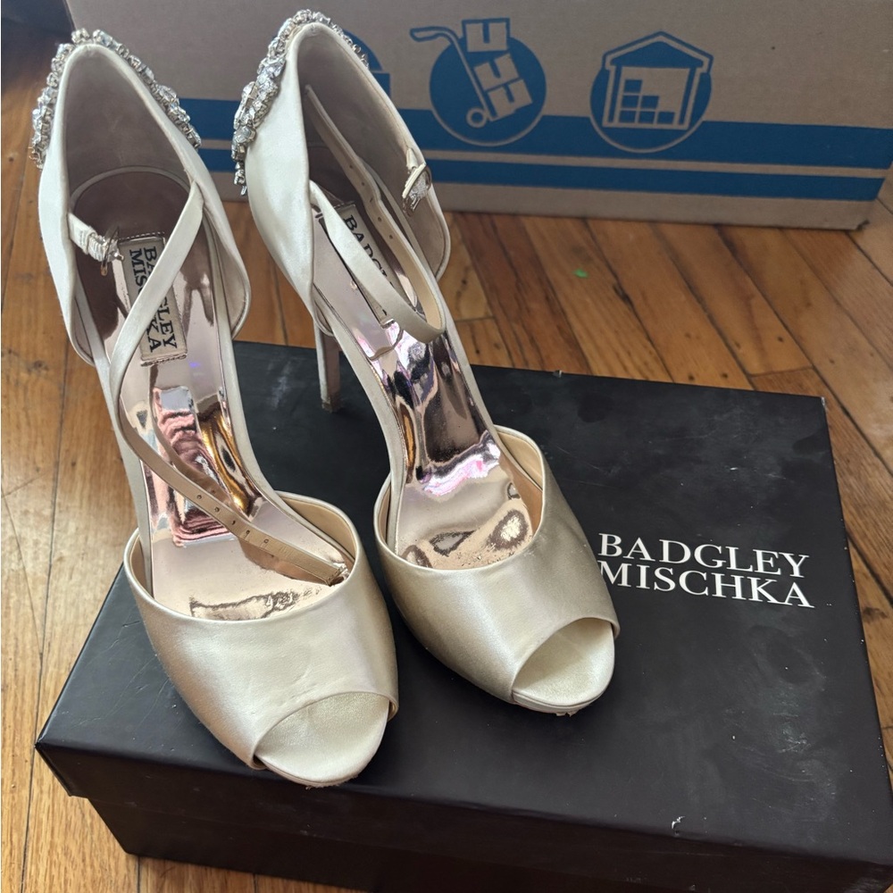 Badgley Mischka Heels
